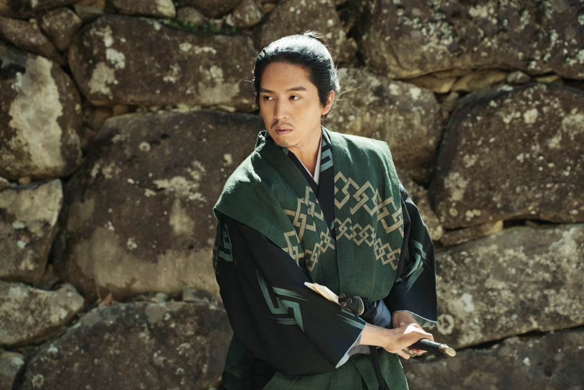 本木雅弘、菅田将暉、吉高由里子、宮舘涼太ら、『黒牢城』相関図＆謎が深まるキャラクター新カット＆解説映像解禁