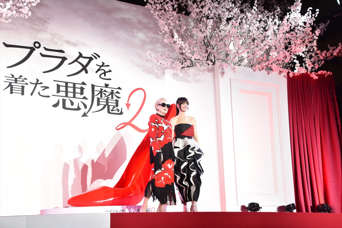 アン・ハサウェイ＆メリル・ストリープ、美スタイル＆神対応で魅了　奇跡の2ショット来日を振り返り