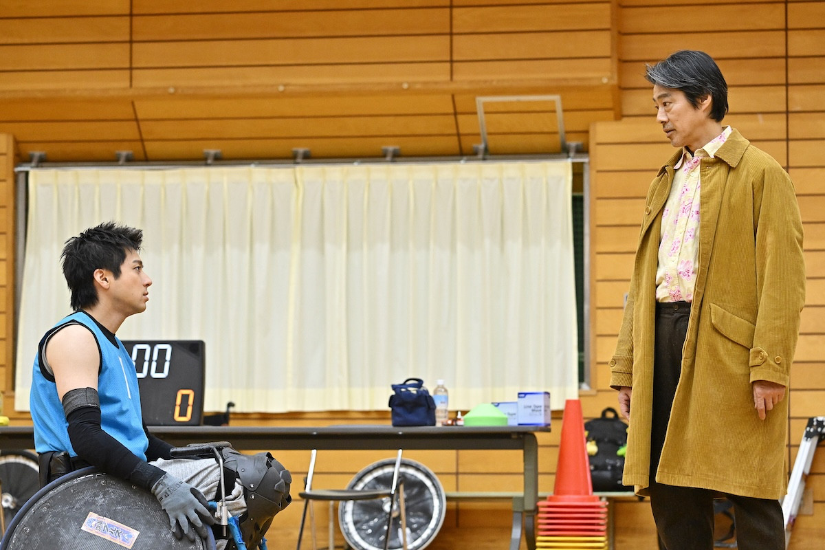 『ＧＩＦＴ』第3話 “伍鉄”堤真一、まさかのブルズ解散宣言!?　シャークの練習にも乱入