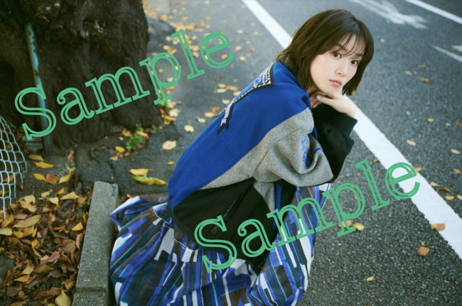 写真）永野芽郁、フォトブック＆スタイルブック『MAGNOLIE』購入者特典