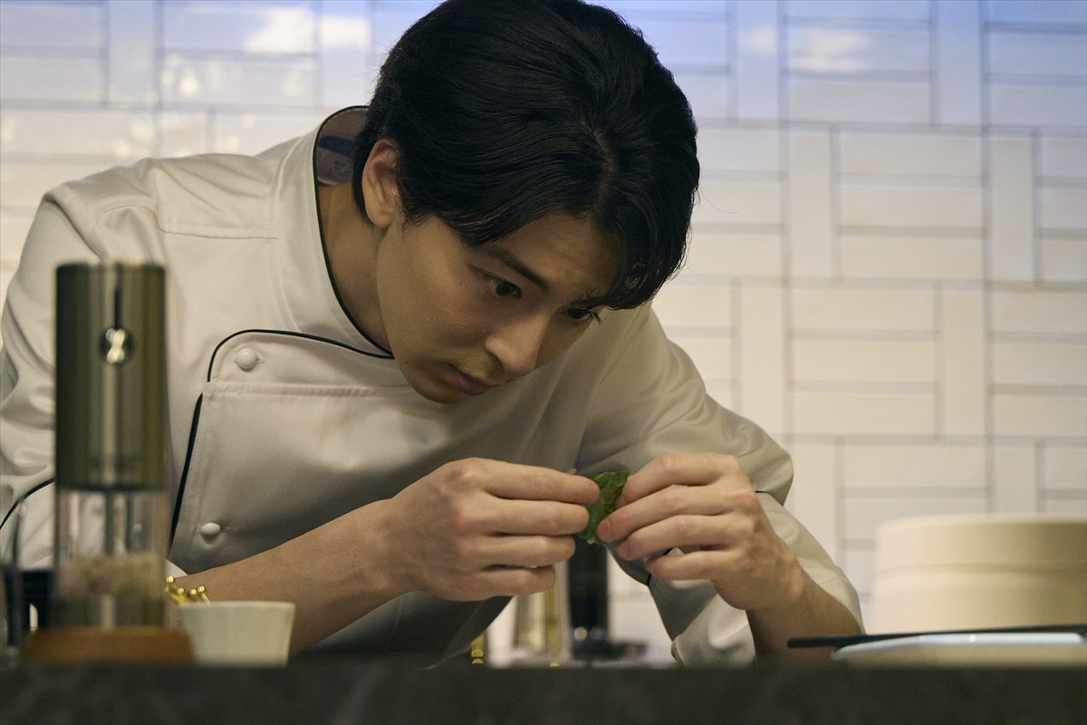 『今夜、秘密のキッチンで』第4話　あゆみ、パントリーでKeiのノートを見つける