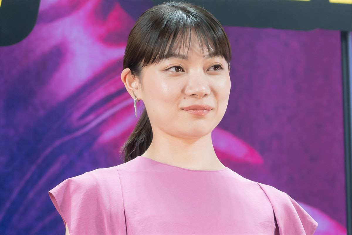芦田愛菜、初共演・唐沢寿明との撮影は「いっぱいいっぱいでお芝居をさせていただいた」