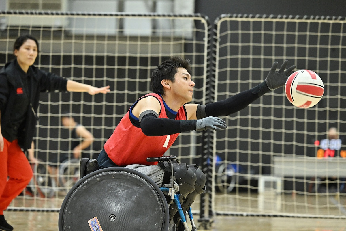 『ＧＩＦＴ』第3話 “伍鉄”堤真一、まさかのブルズ解散宣言!?　シャークの練習にも乱入