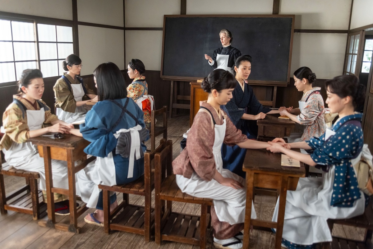 明日の『風、薫る』“りん”見上愛、“シマケン”佐野晶哉の仕事と夢を知る