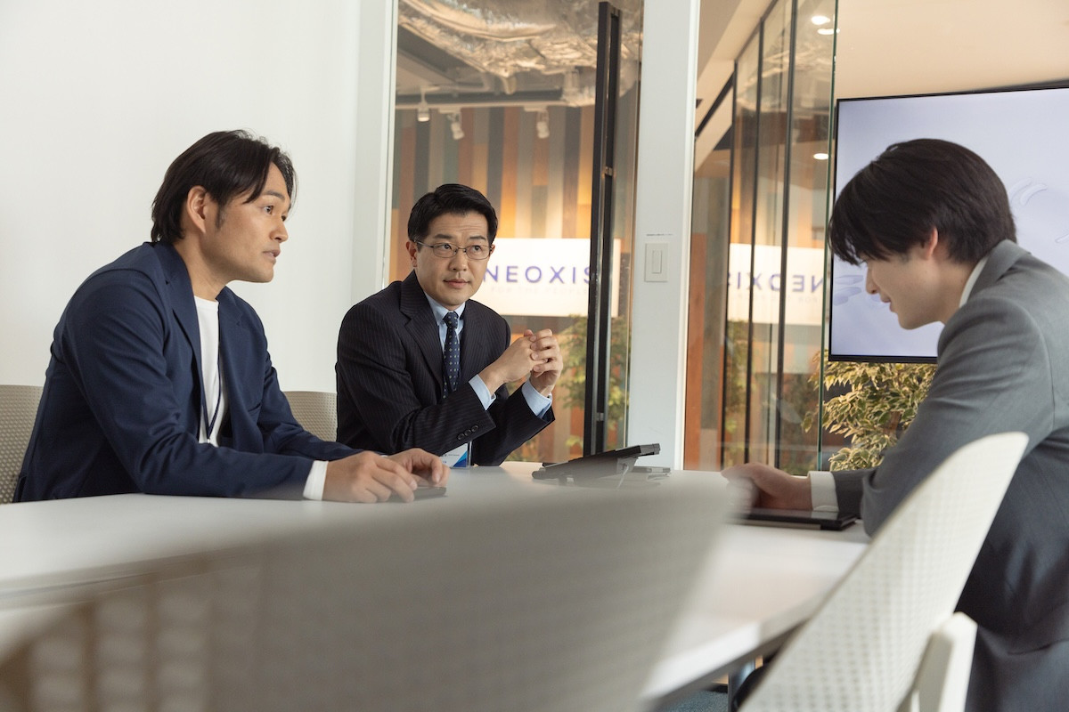 『リボーン』第4話 “光誠”高橋一生、半導体事業を通して“平成に生きる光誠”と急接近