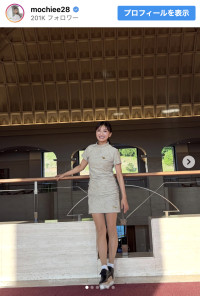 望月理恵、ミニスカゴルフウェアを披露　※「望月理恵」Instagram