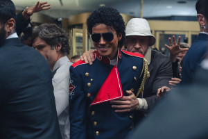 『Michael／マイケル』ケイリン・ダレル・ジョーンズ演じるボディガード、ビル・ブレイ