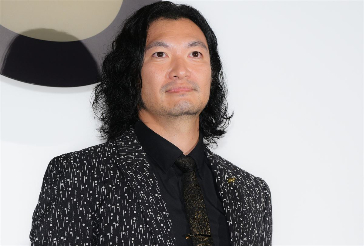 宮舘涼太、大事なところで噛み赤面　本木雅弘が優しくフォロー