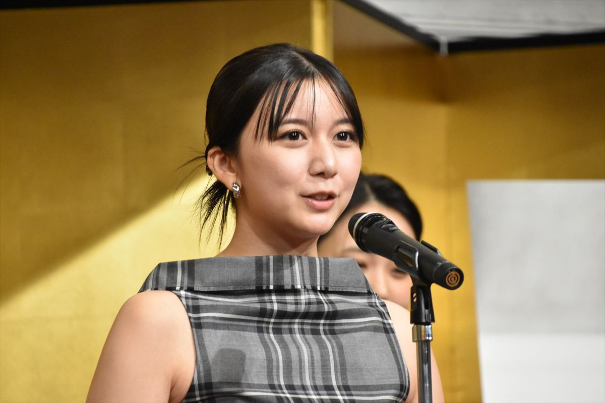 上白石萌音、憧れ続けた舞台で栄冠「これまでのご縁が数珠つなぎのように」