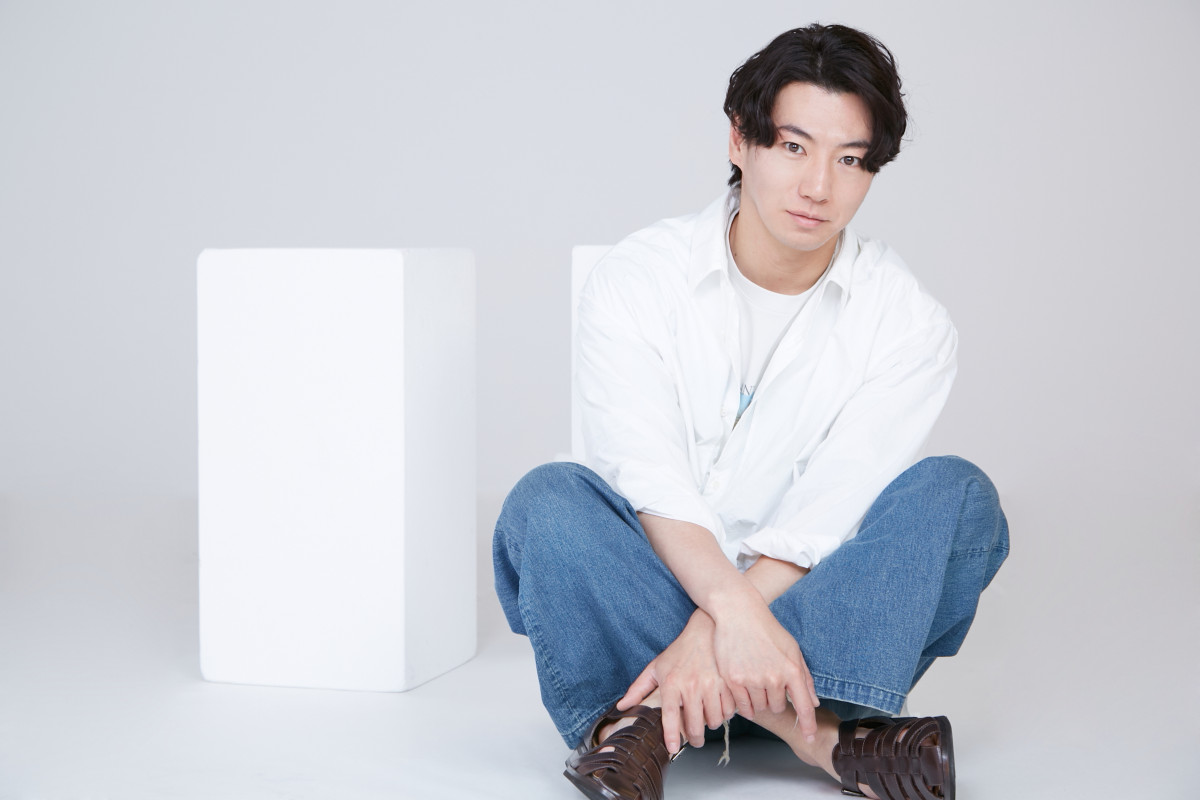 田中圭＆矢崎広、20年近い付き合いの先輩後輩が語るお互いの魅力　初の本格共演は2人だから生まれるものを大切に