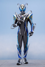 ドラマ『仮面ライダーマイス』　仮面ライダーマイス