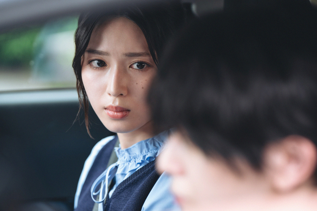 『一次元の挿し木』第3話　“悠”山田涼介＆“唯”白石聖、謎へと迫っていく