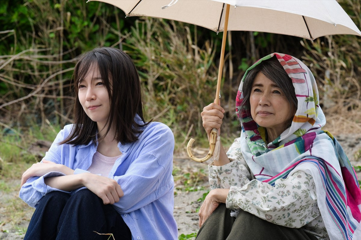 吉岡里帆×奈緒『シャドウワーク』緊張感を映し出す場面写真＆人物相関図が解禁