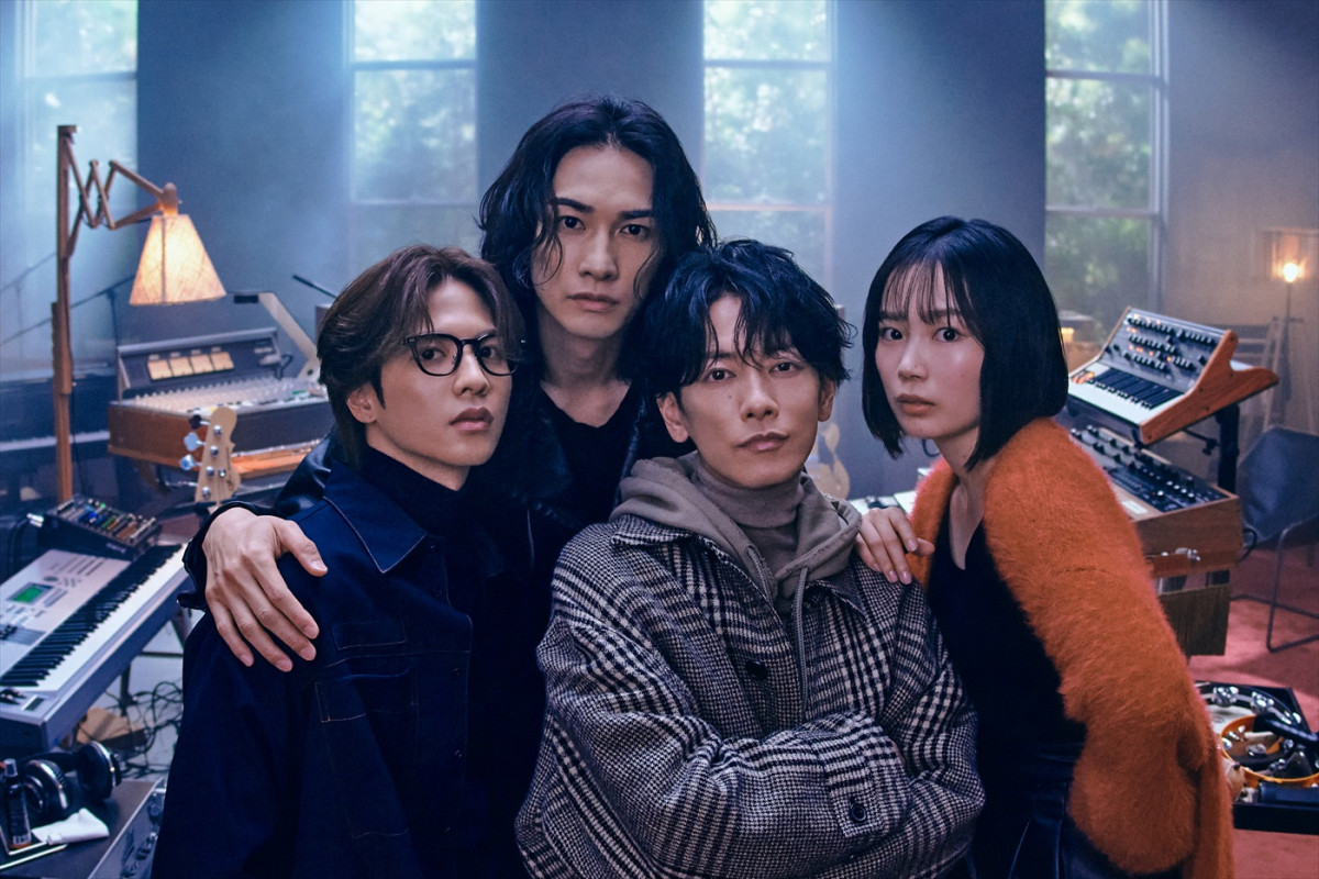 佐藤健ら『グラスハート』劇中バンド「TENBLANK」のファンミ音源を収録した『Glass Heart』豪華盤10.2リリース