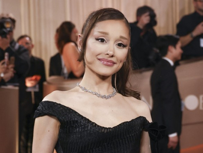 アリアナ・グランデ、活動休止へ　数日前には新曲MVが物議