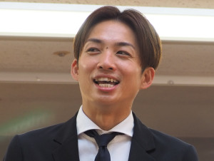 河井ゆずる
