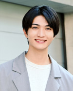 ドラマ『青と碧』主演・知念英和