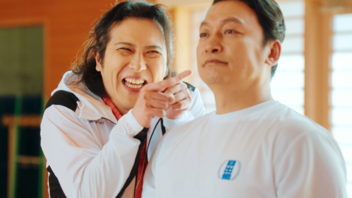 映画『高校生家族』香取慎吾ら“家谷家”の青春大爆走な場面写真11点一挙解禁