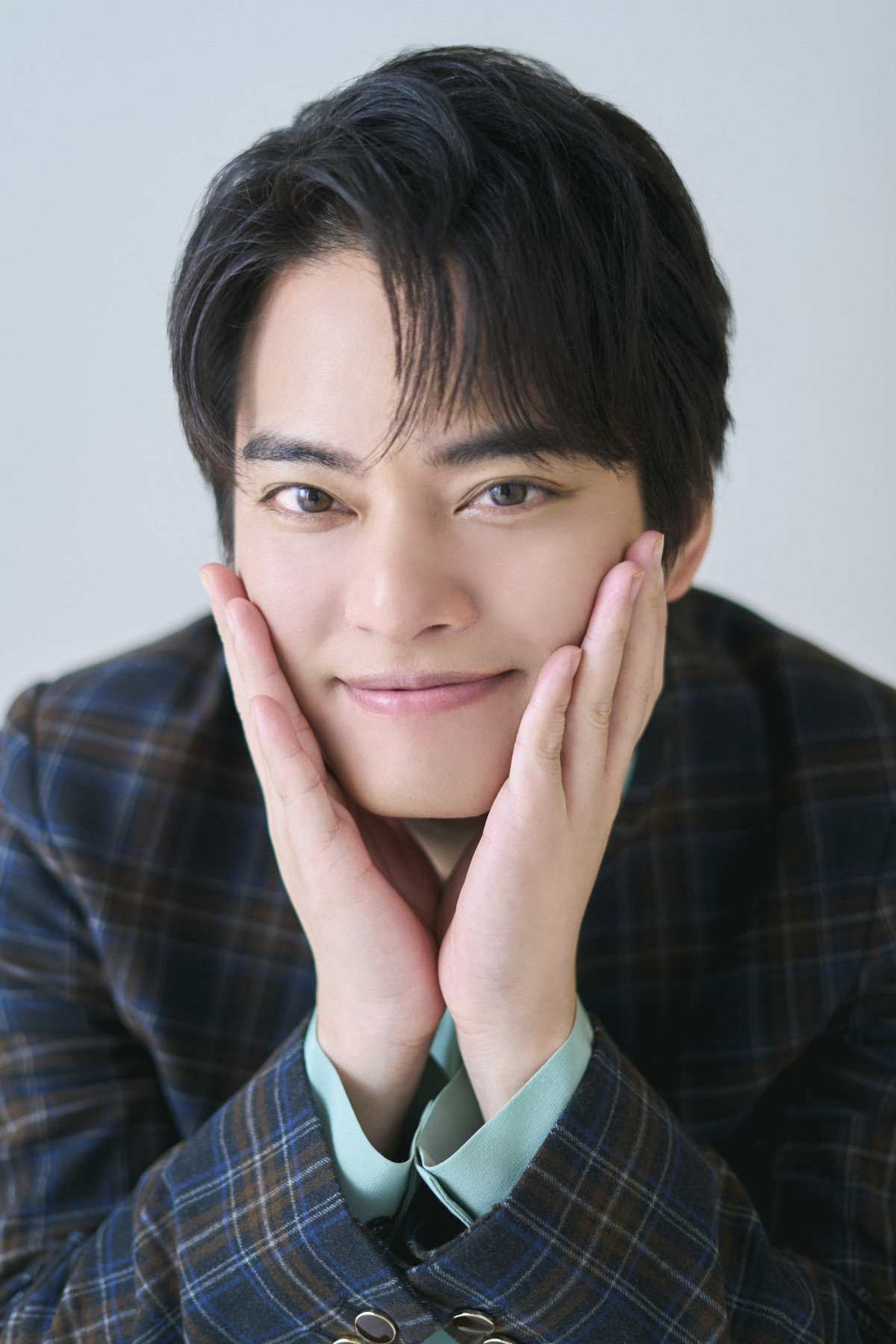 中山優馬、32歳で芸能活動20周年「仕事が日常で学校が特別だった」　15歳から抱き続ける芝居への思い