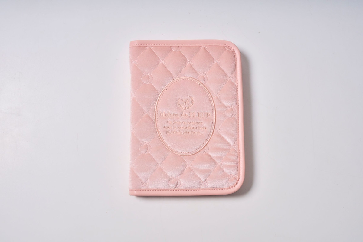 2261023 Maison de FLEUR「BOOK PEACH」