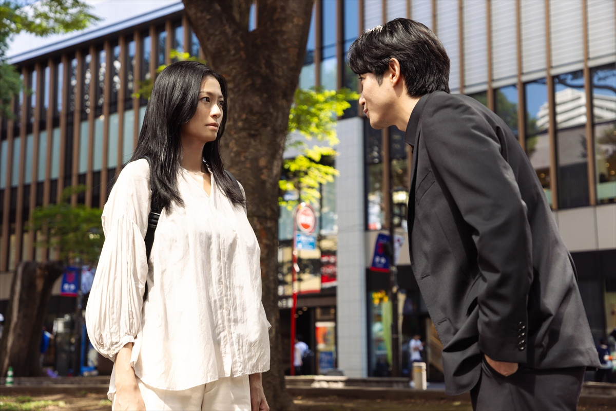 『あにいもうと』第2話　距離を縮める“奈緒”榮倉奈々と“修司”赤楚衛二　もう一人の“兄”登場で運命が急速に交わり始める