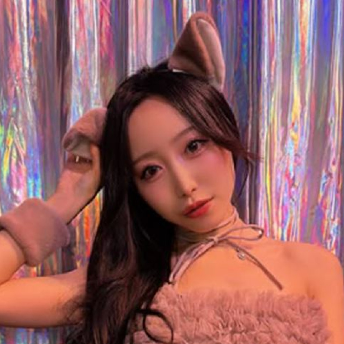 AMO、かわいらしいハロウィンコス　※「AMO」Instagram