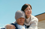 映画『栄光のバックホーム』より横田慎太郎さんを演じた松谷鷹也、横田さんの母を演じた鈴木京香