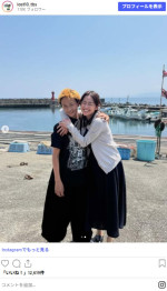 （左から）大角英夫、中村アン　※金曜ドラマ「LOST10」Instagram