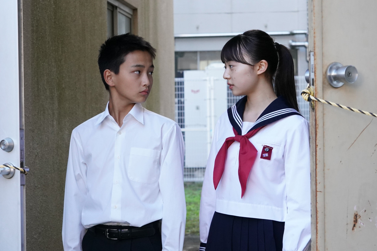 『ラムネモンキー』第2話 “雄太”反町隆史たちが元クラスメートと再会　想定外の話に呆然