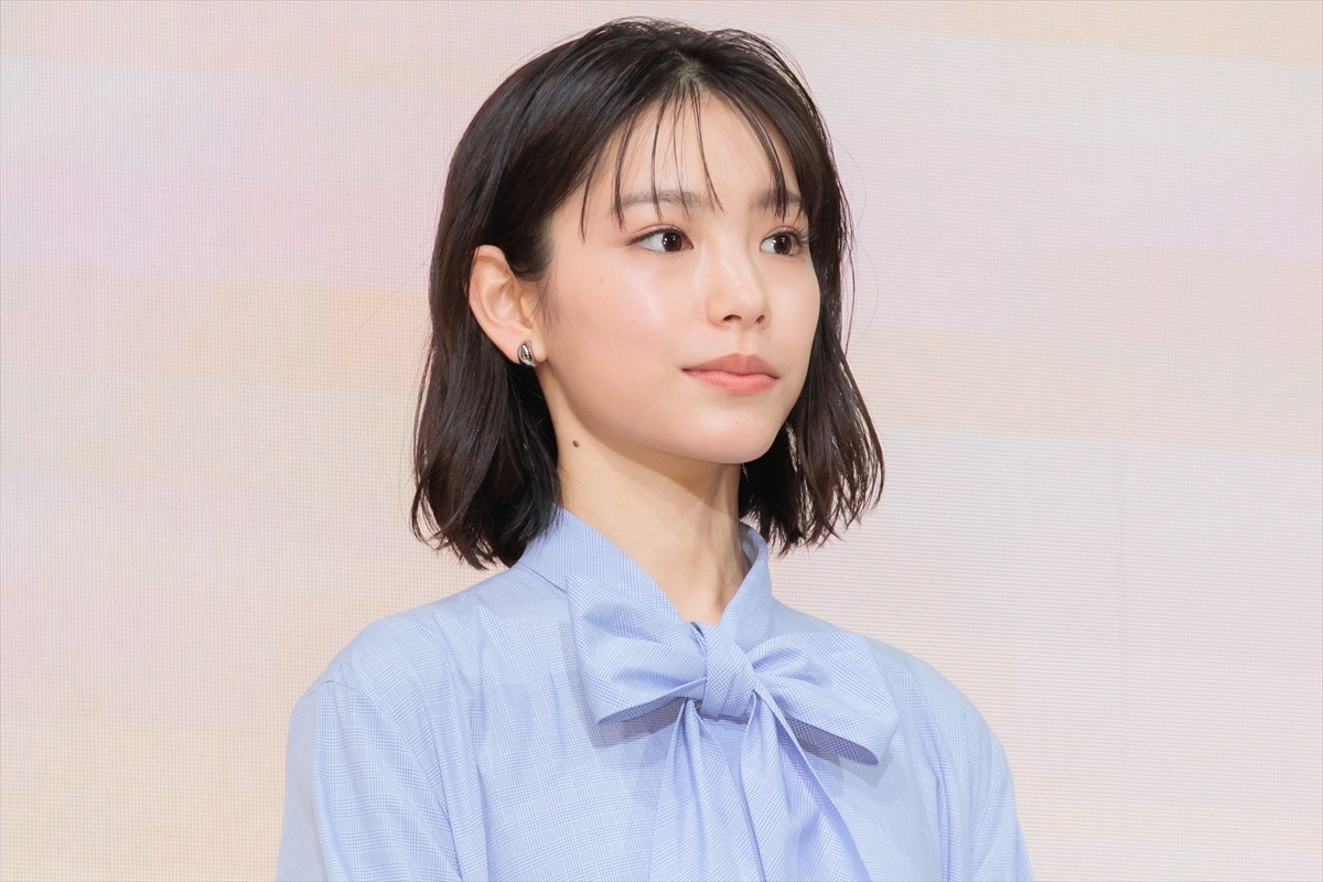 綾瀬はるか＆妻夫木聡、およそ18年ぶり共演で夫婦役 「素晴らしい女優さん」と称賛