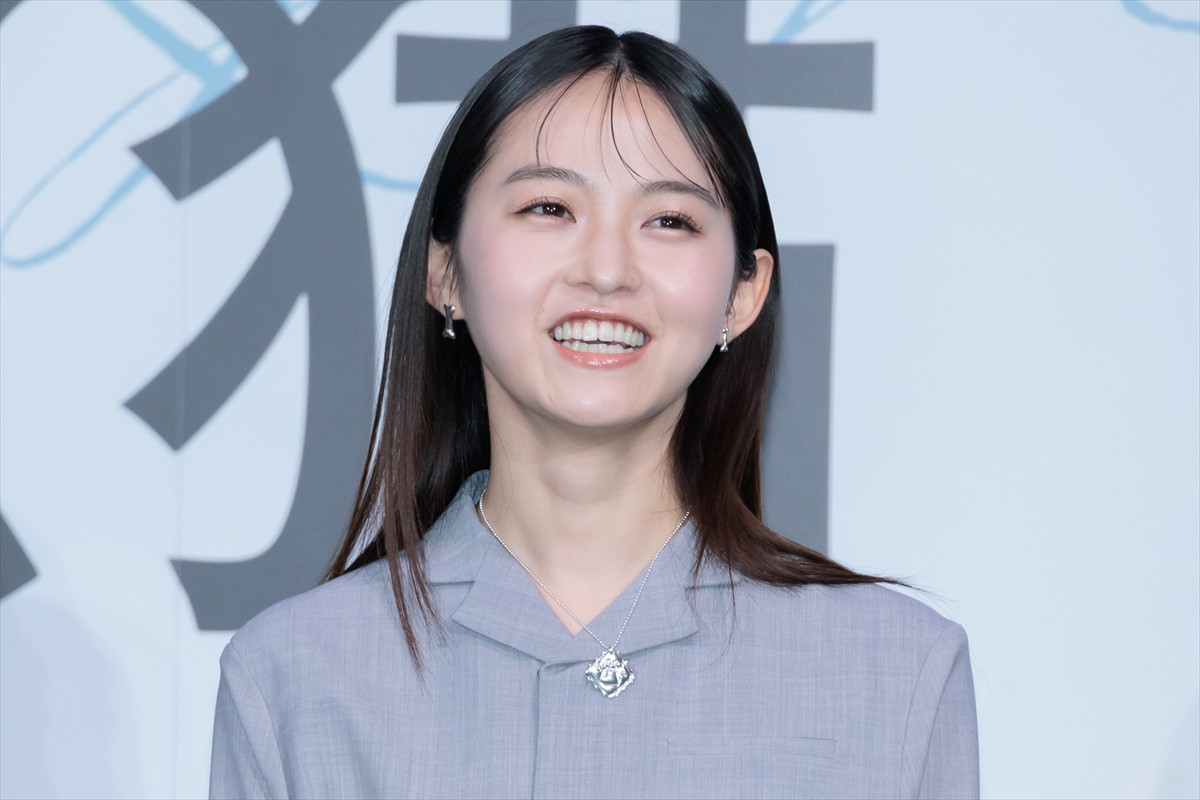 伊藤万理華、深川麻衣との親交深める「まいまいの犬と仲良くなりたい」「家族丸々で行きたい」「静岡まで行く」