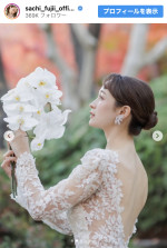 藤井サチ、ウエディングドレスショット公開　※「藤井サチ」インスタグラム