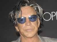 ミッキー・ロークが家賃滞納でホームレスのピンチ！　クラウドファンディングで支援を求める