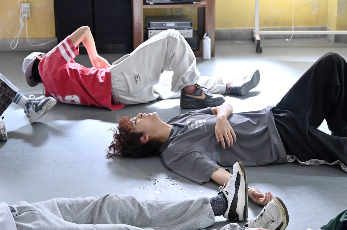 『DREAM STAGE』第2話 NAZE、活動拠点を日本へ　“吾妻”中村倫也が新たな策略を巡らせる