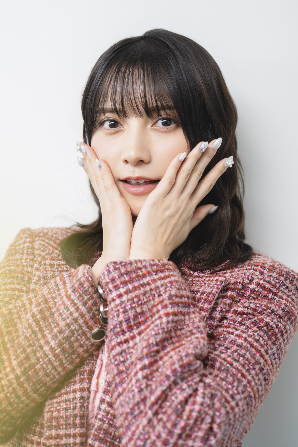 チュートリアル徳井義実50歳×桃月なしこ30歳の“今”　異色の2人がW主演『令和に官能小説作ってます』インタビュー