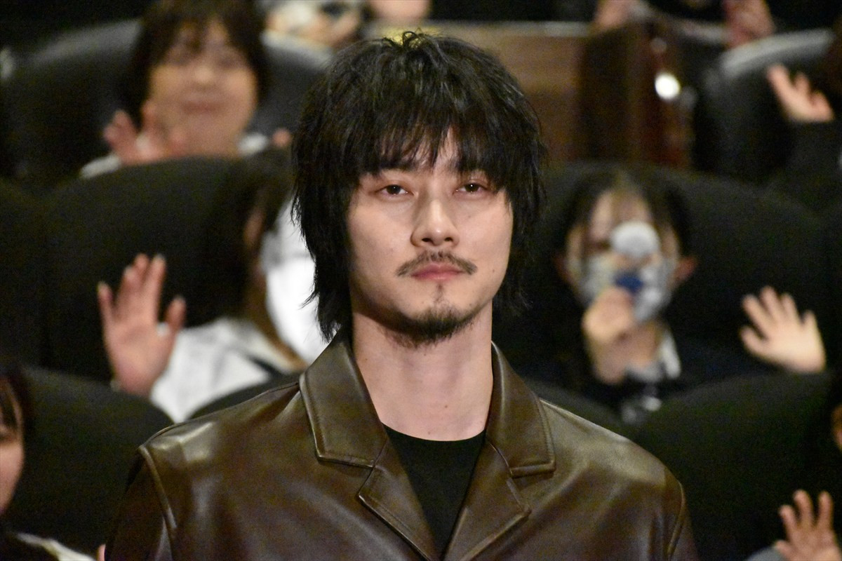 実写映画『ゴールデンカムイ』で怪演光る！　柳俊太郎が“ぶっ飛んだ双子”二階堂役に選ばれたのは「ちゃんとしている人」が理由