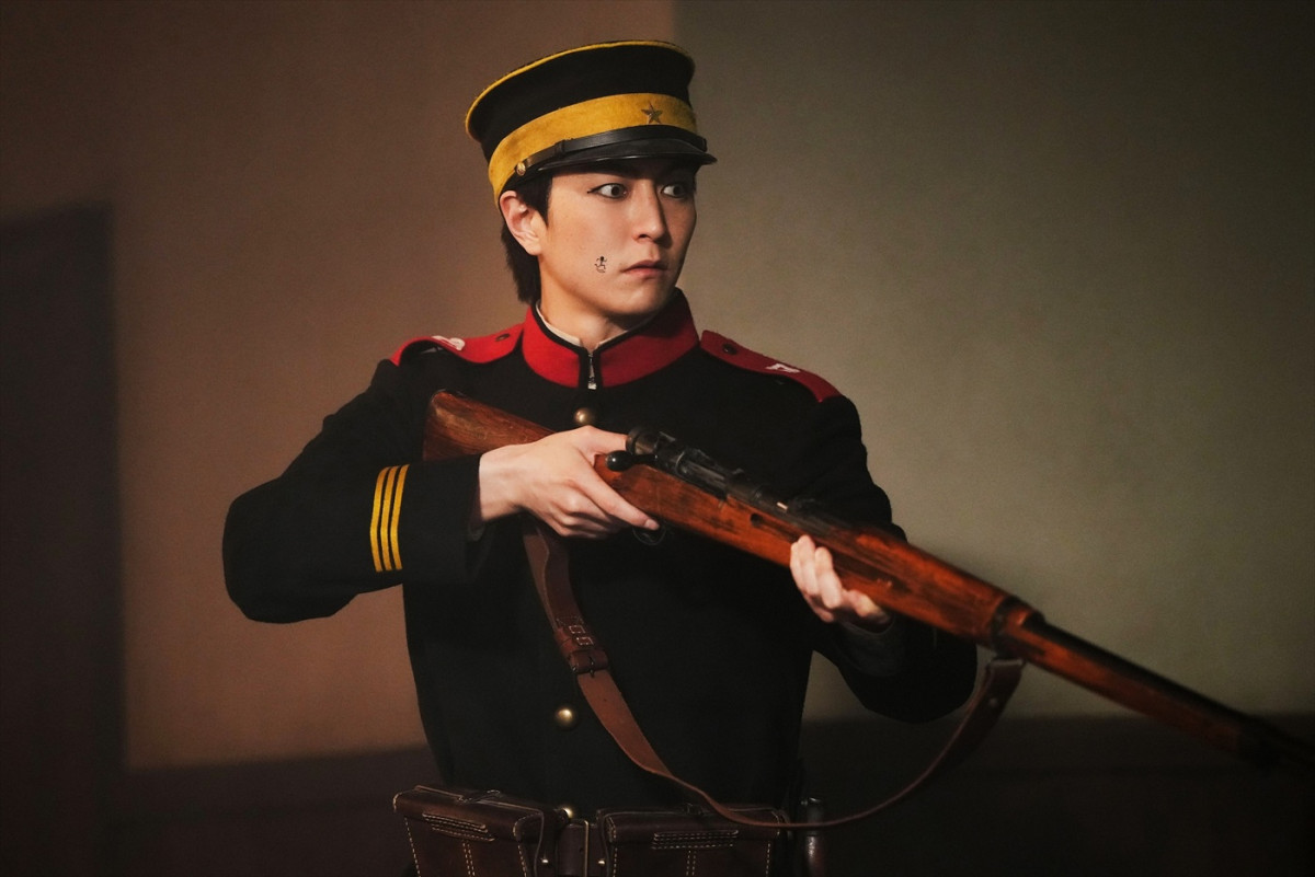 『ゴールデンカムイ 網走監獄襲撃編』山崎賢人ら22人のキャラ場面写真解禁　ビジュアルブック発売決定