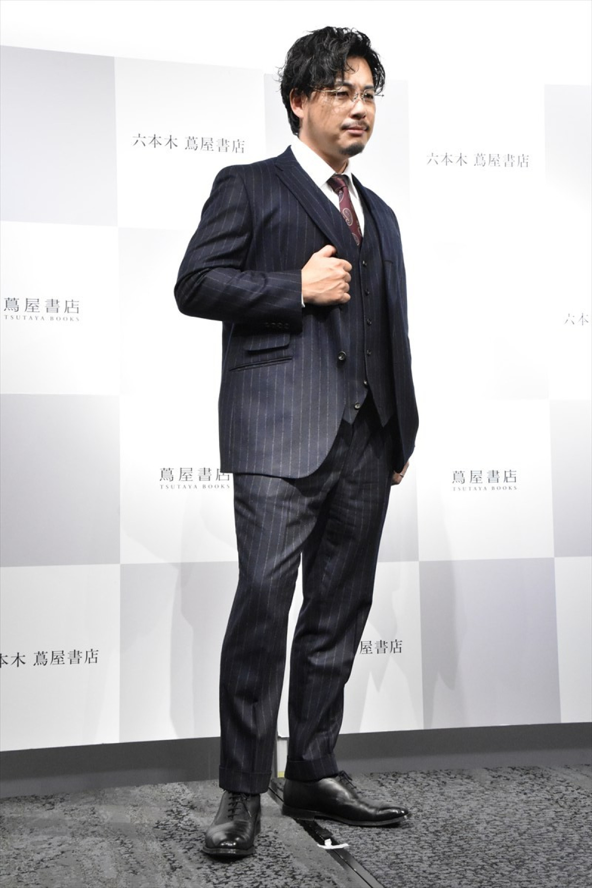 平子祐希、“5キロ増量”して挑んだ写真集発売　見どころは「安心感のある下腹」