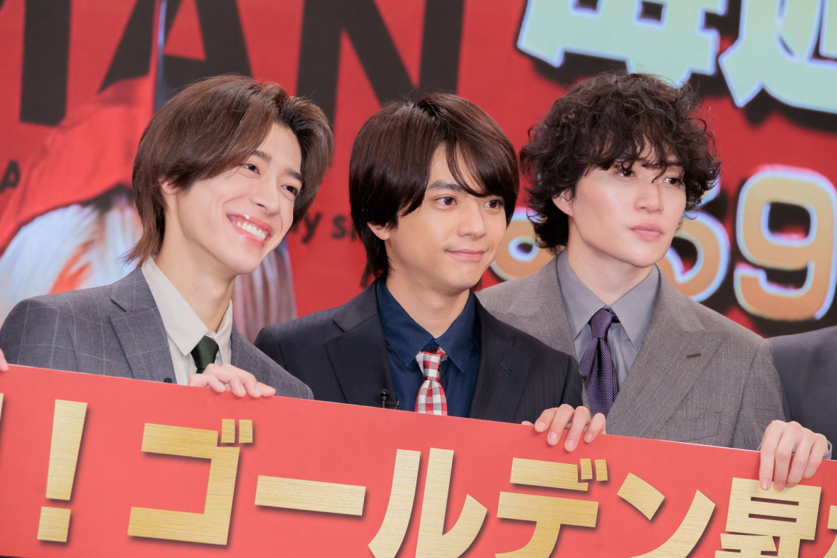 『タイムレスマン』記者発表会に登場したtimeleszの面々