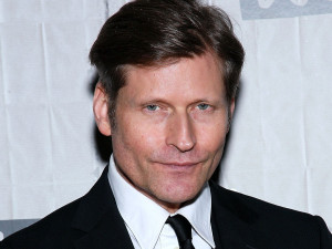 クリスピン・グローヴァー、女性から暴行などで告発される　本人は否定