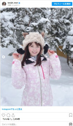 赤らんだかわいい！　フリーアナ・谷尻萌は白銀の世界にすっぴんで降り立つ姿を公開　※「谷尻萌」Instagram