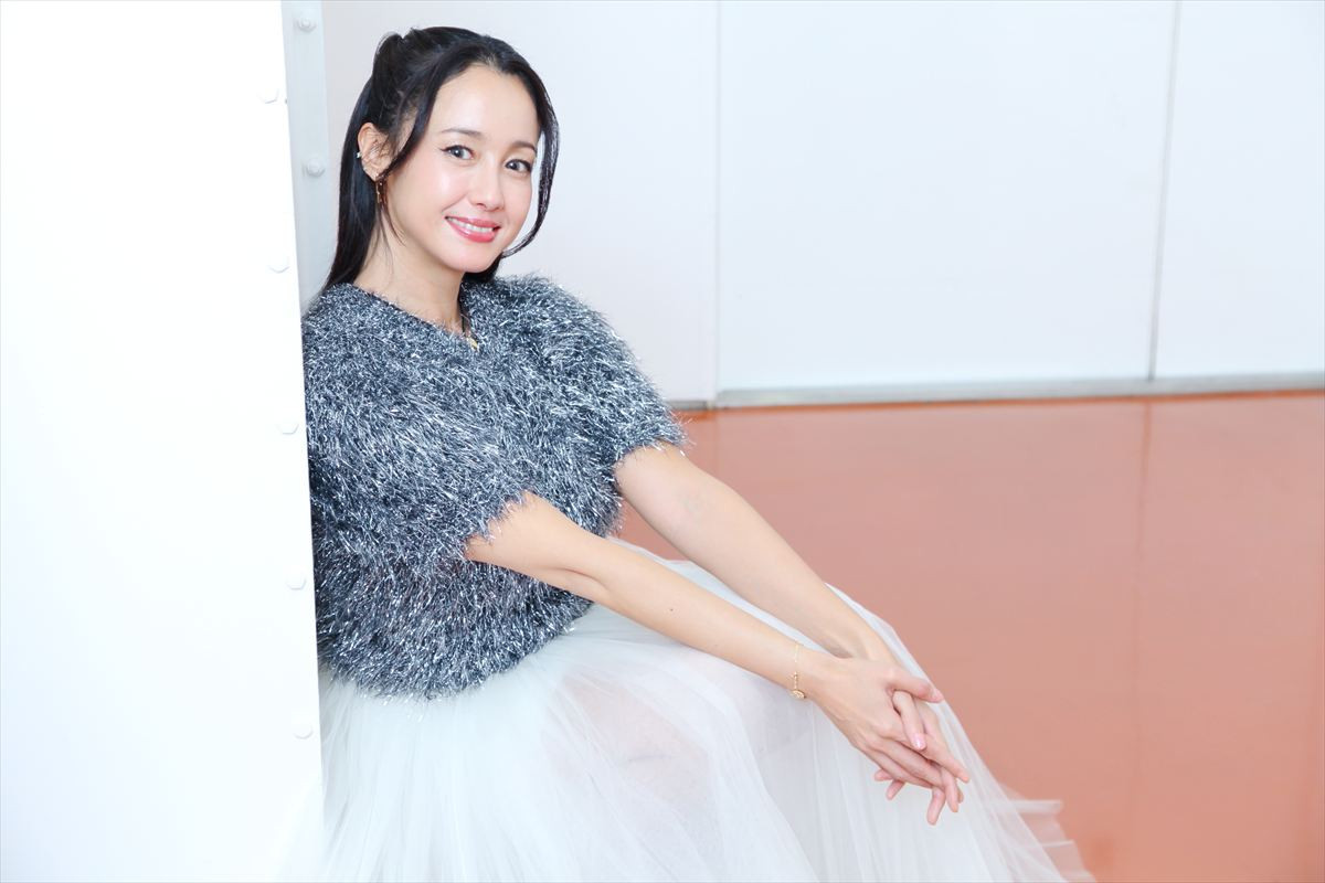 沢尻エリカ「正論ばかりでは疲れてしまう」　カオスな時代を生き抜くための“曖昧さ”の許容