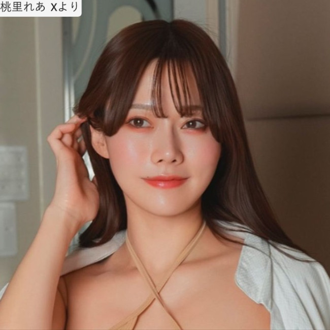 桃里れあ、ソロショット　※「桃里れあ」X