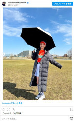 短パンで美脚あらわ　スポーティなユニフォーム姿！　「佐々木希」インスタグラム