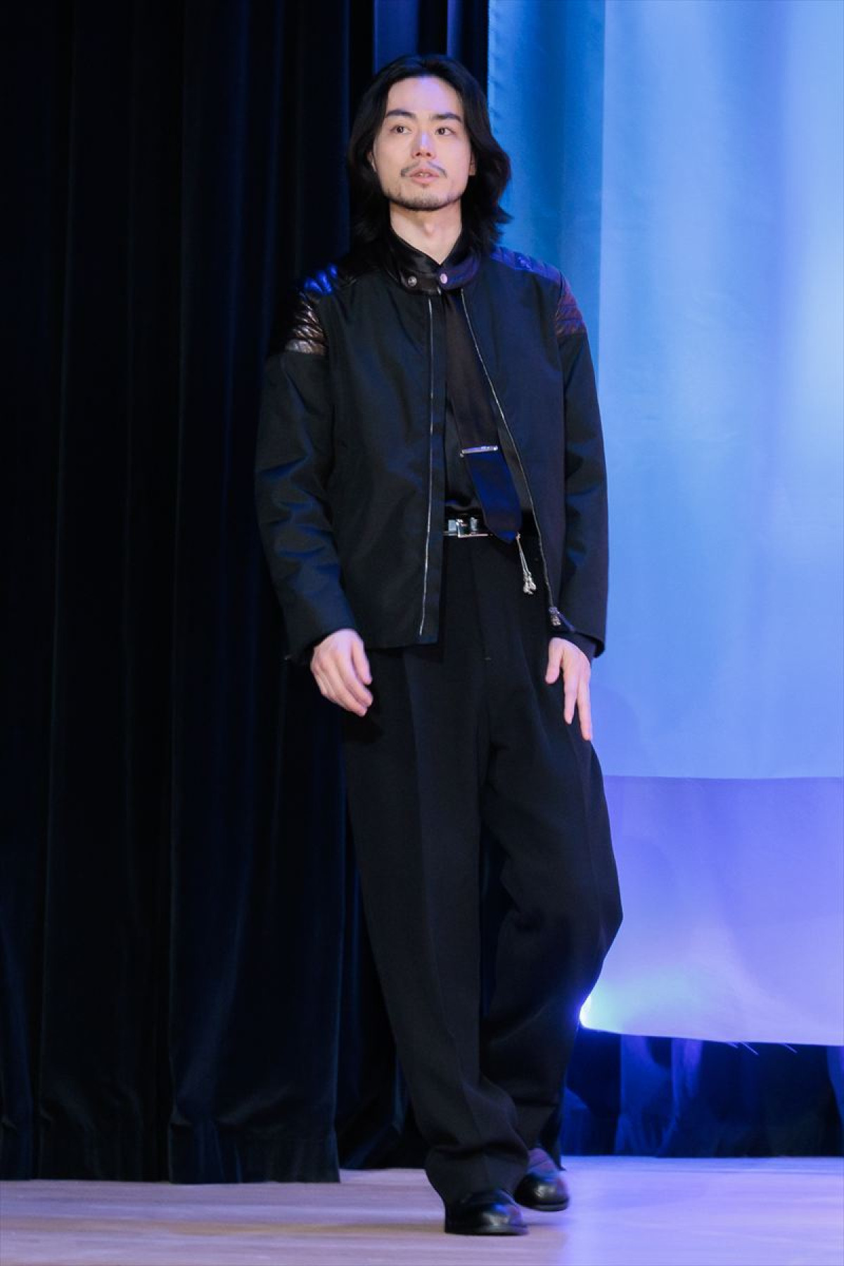 綾瀬はるか、実話を基にした主演作の試写で号泣「ズビズビで帰りました」