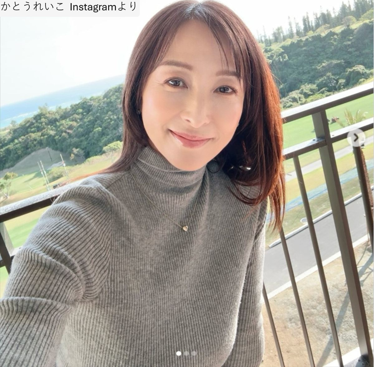 伝説のグラビアクイーン・かとうれいこ57歳、ニット姿が「スタイル抜群」「美しすぎ」「透明感すごい」