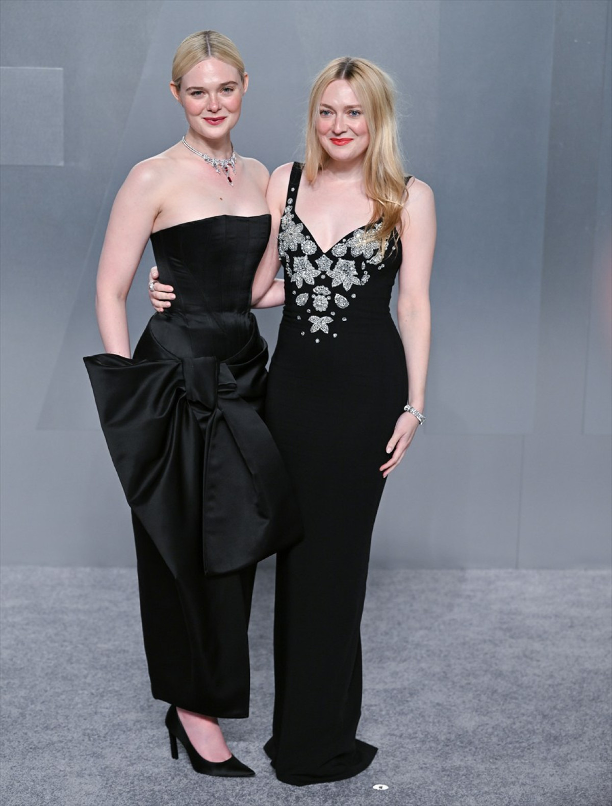 毎年恒例アカデミー賞アフターパーティー、セレブの華麗なドレススタイルをチェック！