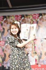 超ときめき宣伝部・吉川ひより、1st写真集『ひよりんっぽ』発売記念イベントに登場