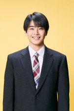 ドラマ『時すでにおスシ!?』に出演する中沢元紀