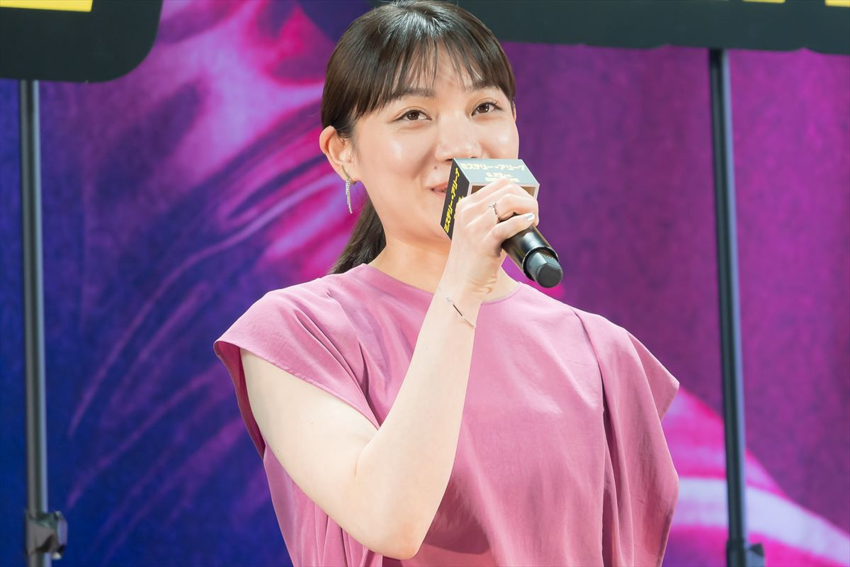 芦田愛菜、初共演・唐沢寿明との撮影は「いっぱいいっぱいでお芝居をさせていただいた」